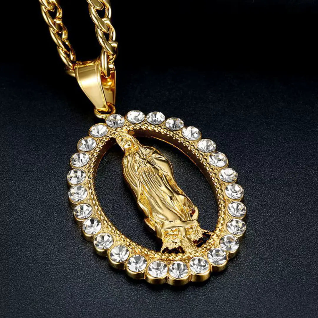 Collar Virgen de Guadalupe  Baño de oro 18K